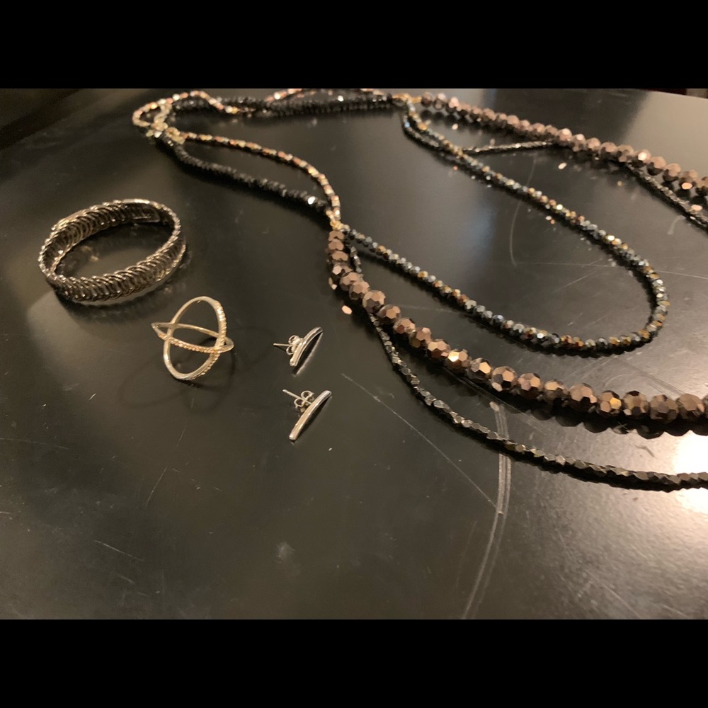 THE ULTIMATE JEWELRY SET
